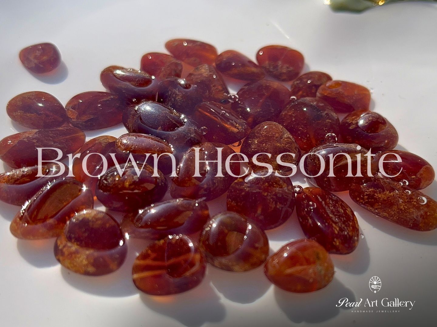 Brown Hessonite - Pearl Art Gallery