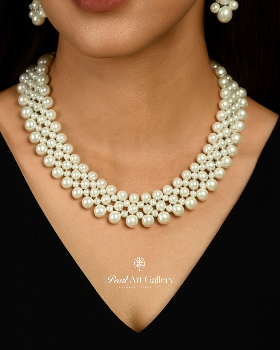 Gradual Grace Choker (White) | Pearl Art Gallery