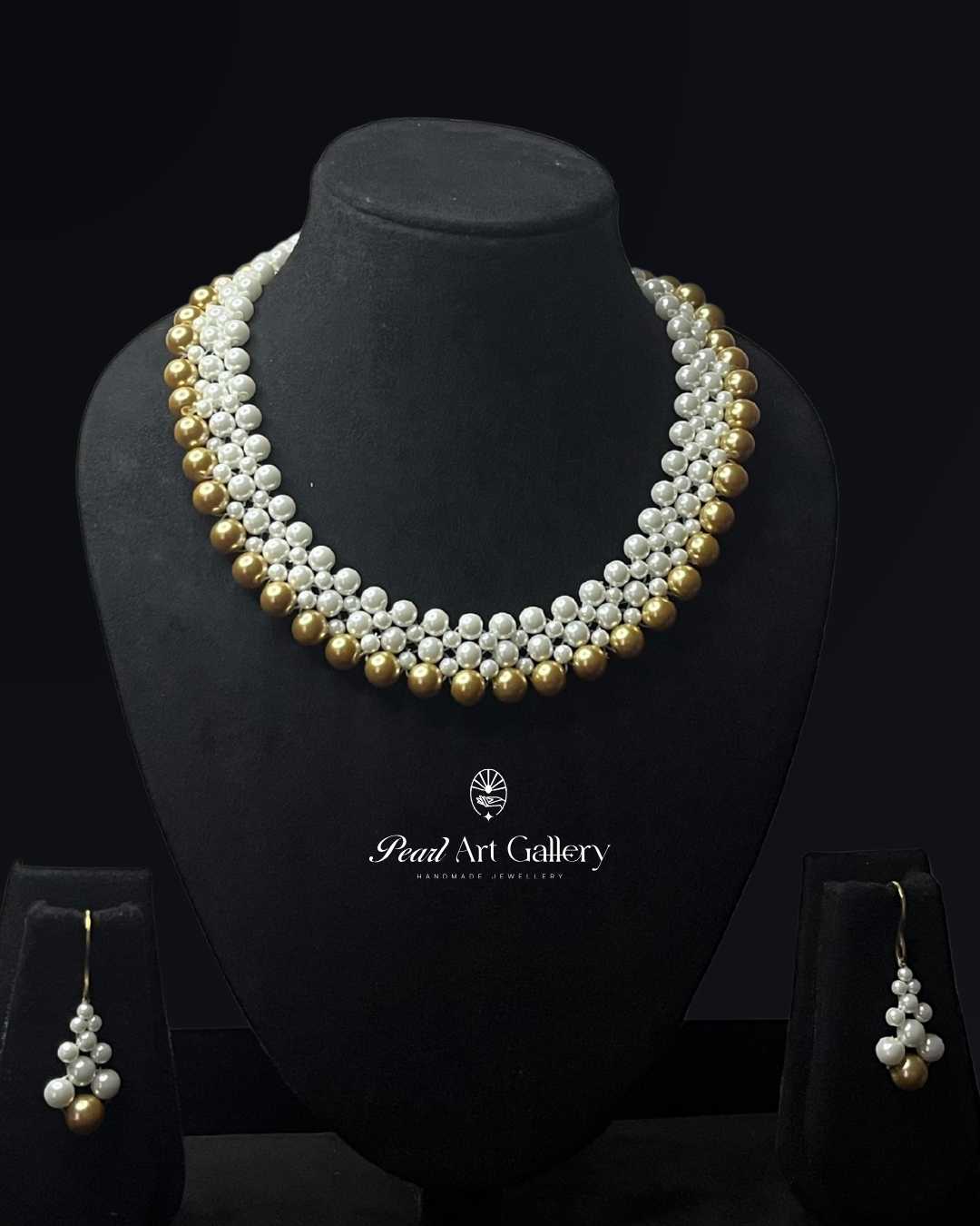 Gradual Grace Choker (Golden)