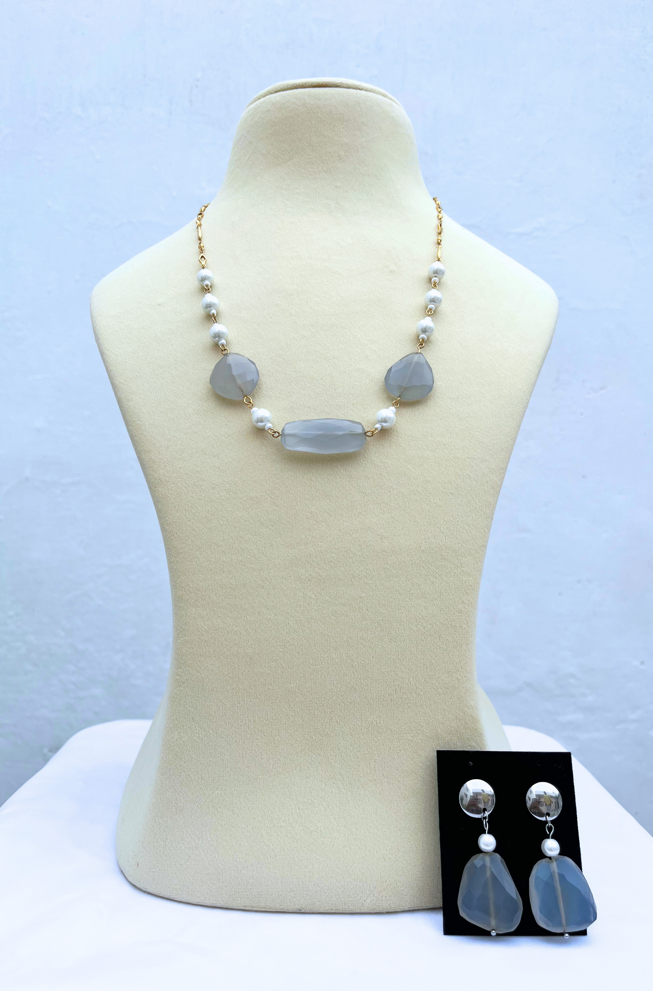 Pearl and green jade matinee necklace set with earrings – handmade in India